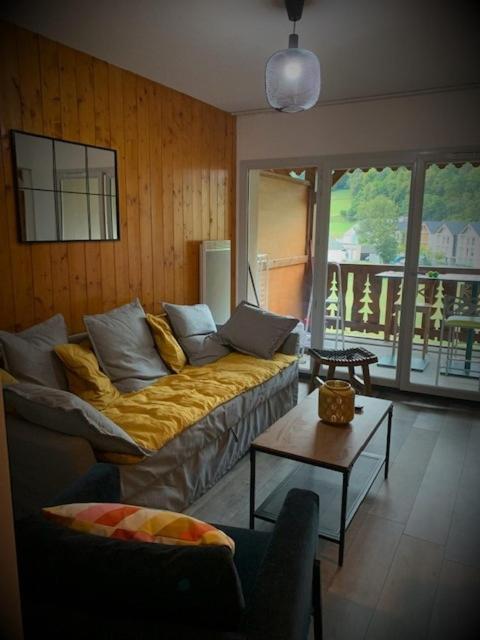 Appartement Tt Confort Au Coeur Des Montagnes Vue Sur Les Montagnes II Wifi Люс-Сен-Совёр Экстерьер фото