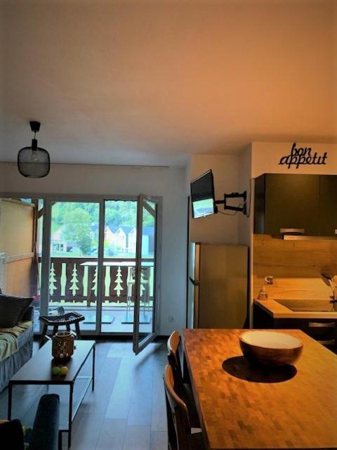 Appartement Tt Confort Au Coeur Des Montagnes Vue Sur Les Montagnes II Wifi Люс-Сен-Совёр Экстерьер фото
